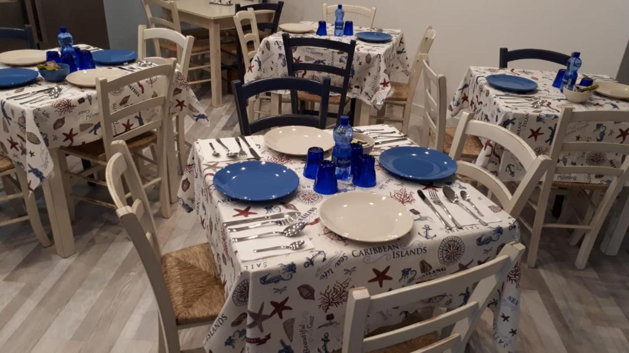 B&B Marina Blu Giardini-Naxos Kültér fotó